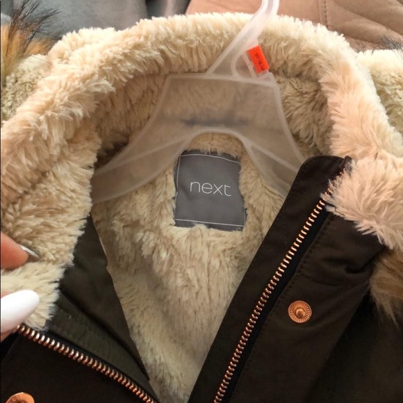 Winter coat - Picture 3 of 3